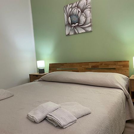 Casa Ai Tre Campanili Apartment Джеля Екстериор снимка
