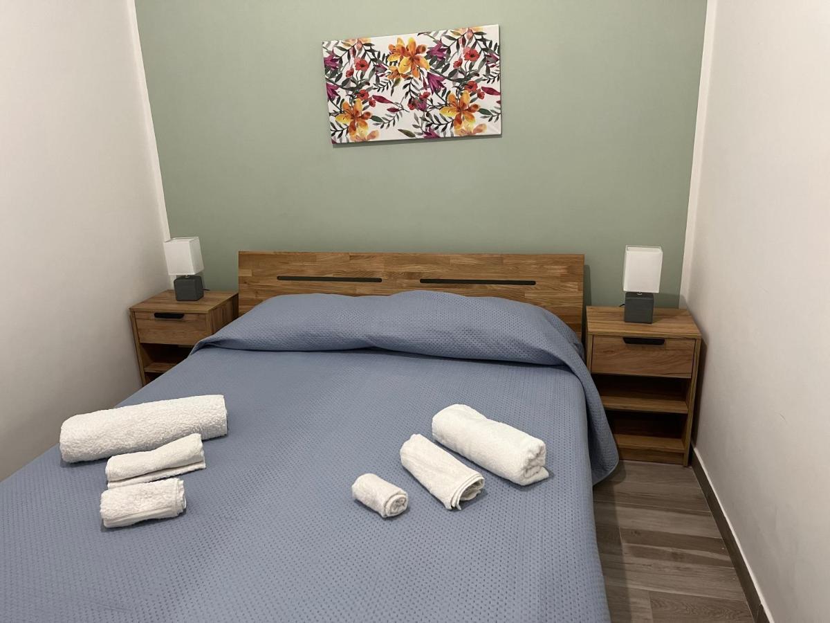 Casa Ai Tre Campanili Apartment Джеля Екстериор снимка